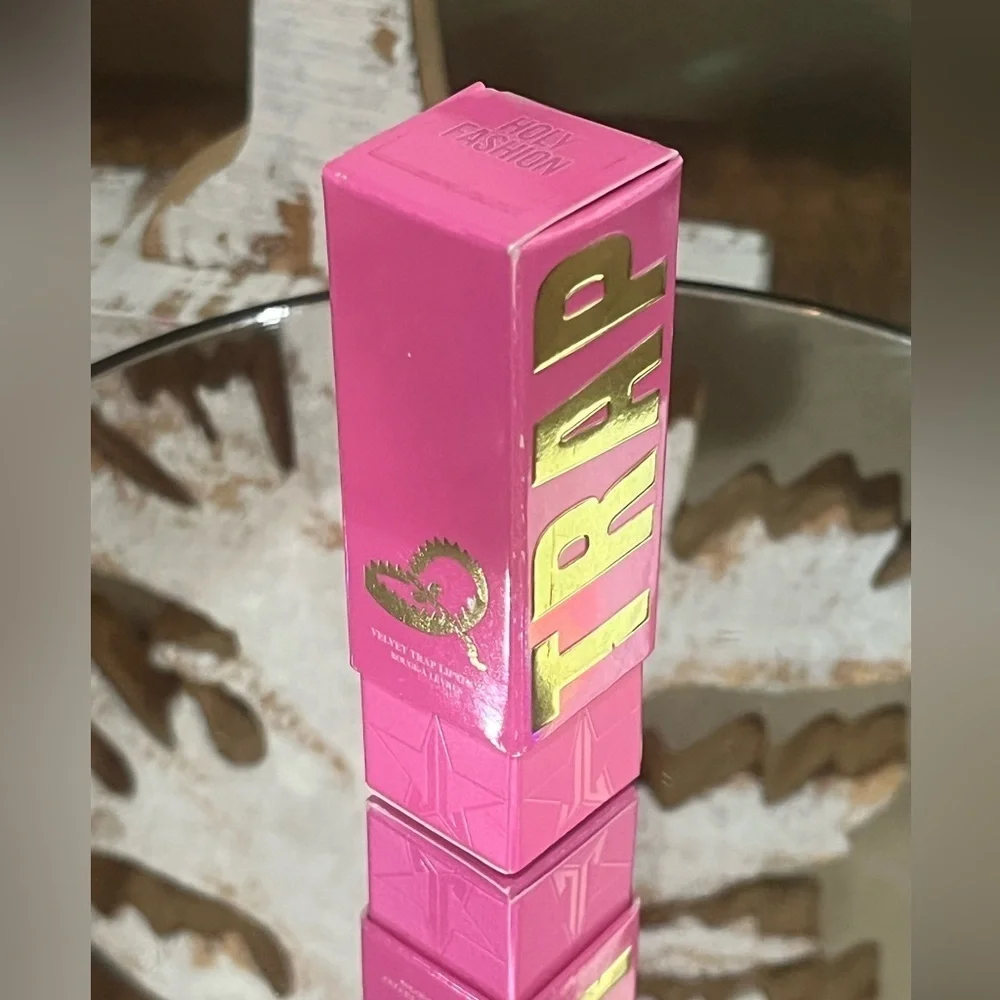 Jeffree Star Velvet Trap Lipstick in color Holy Fashion, new!